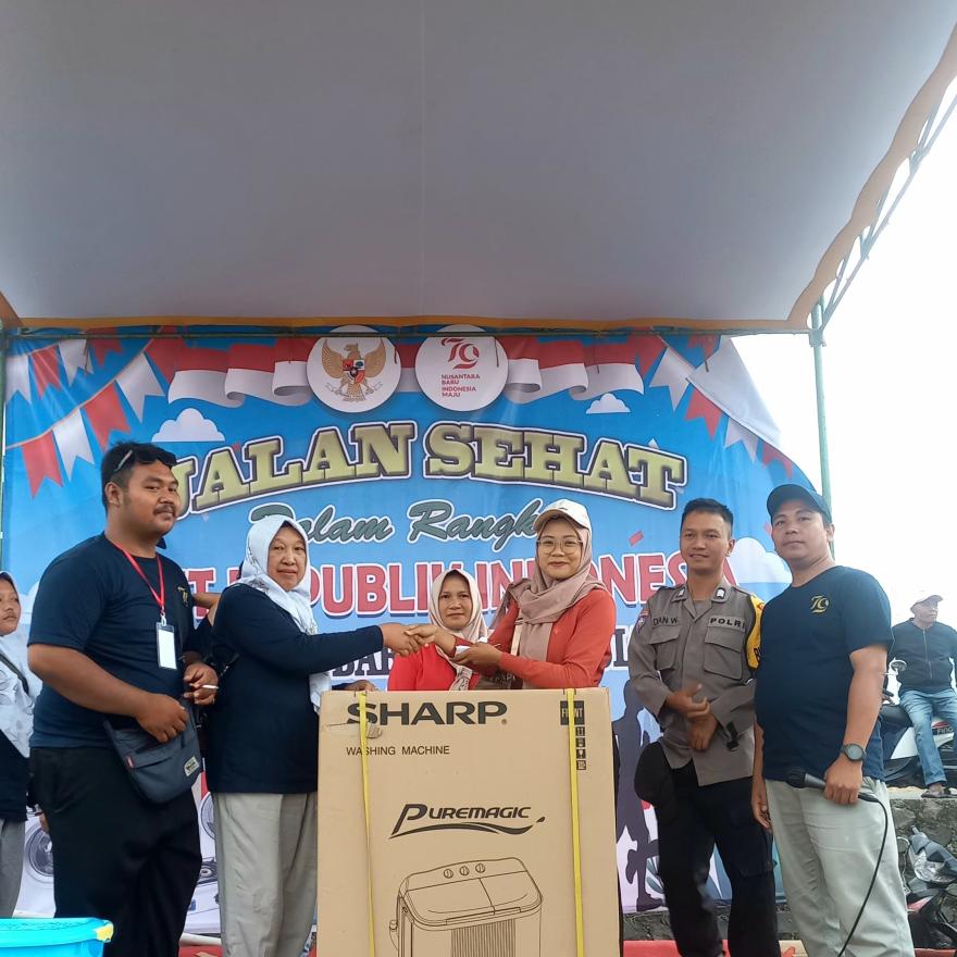 Suksesnya Kegiatan Jalan Sehat HUT RI ke-79 di Desa Kalipelus